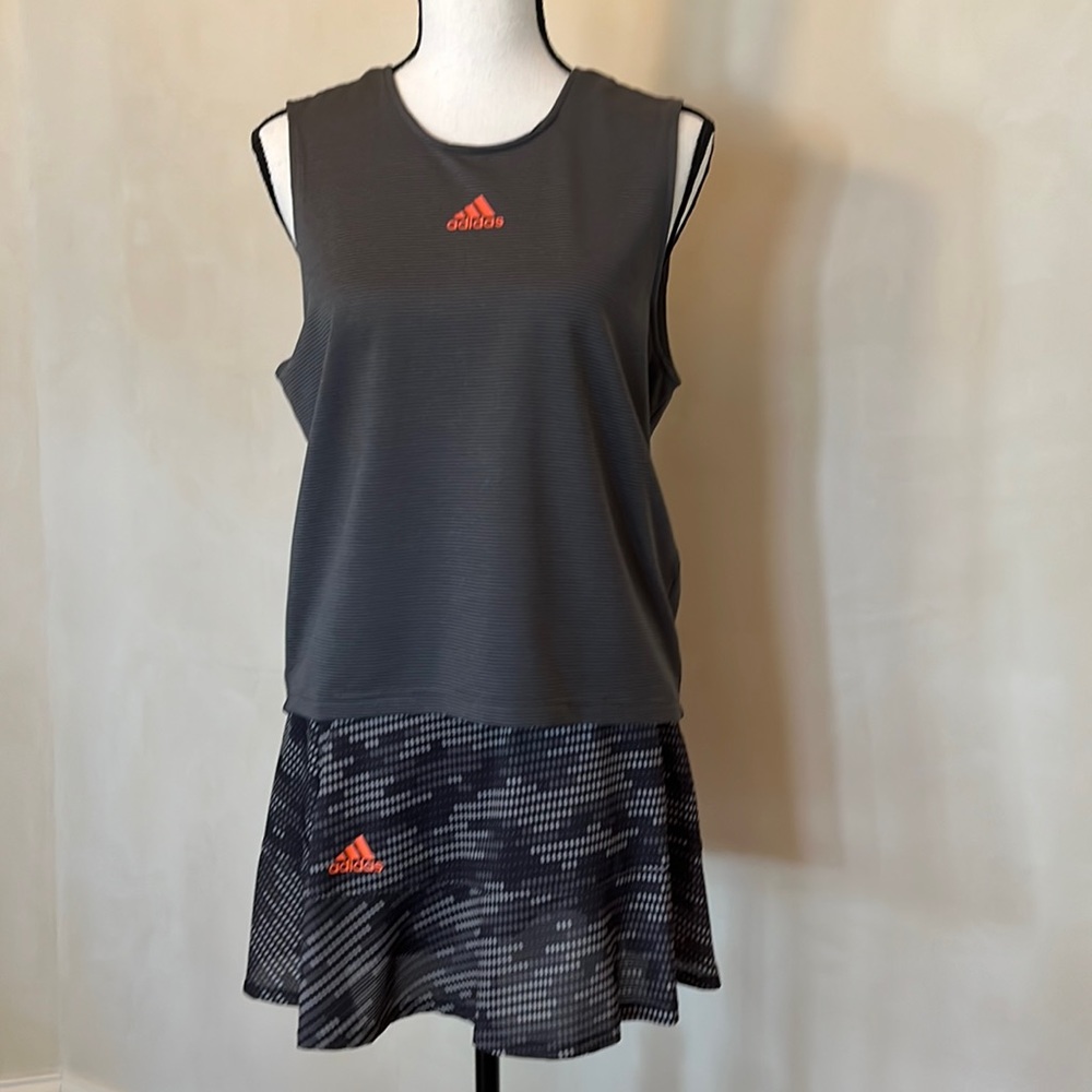 Adidas Ladies True Blue tennis outfit